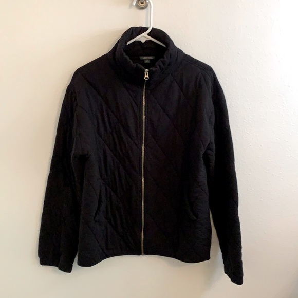 wild fable Jackets & Blazers - Wild Fable Quilted Black Zip Up Jacket - size Medium